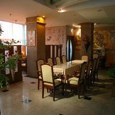 365Days Inn Hotel Yichang Restoran foto