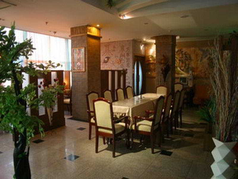 365Days Inn Hotel Yichang Restoran foto